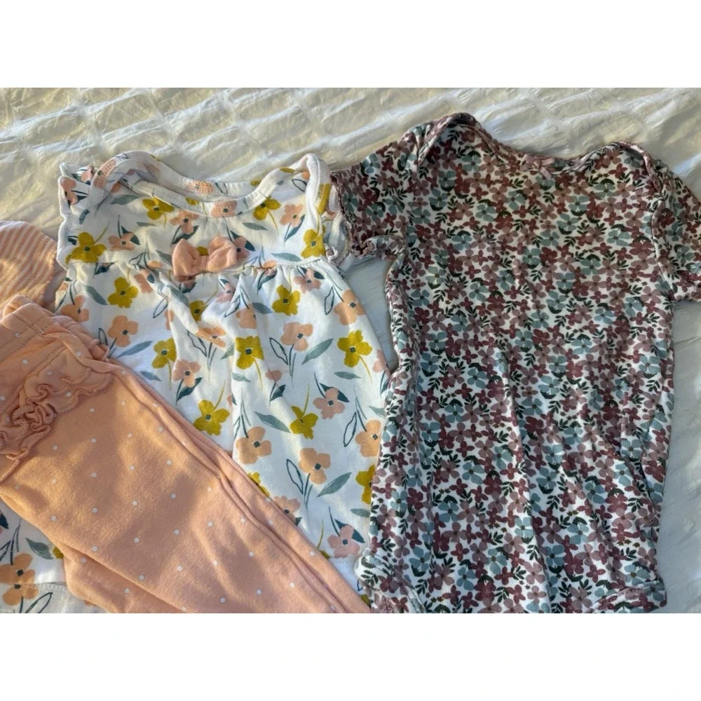 3/6 Month Baby Girl Bundle 2 Bodysuits Daddy's‎ Little Girl- Outfit With Pants